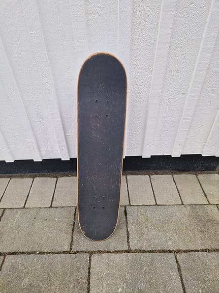 Sk8Mafia junior skateboard
