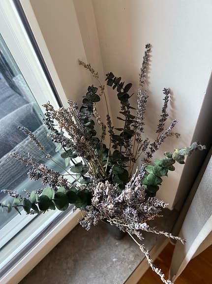 Konstgjord lavendel & eukalyptus + vas