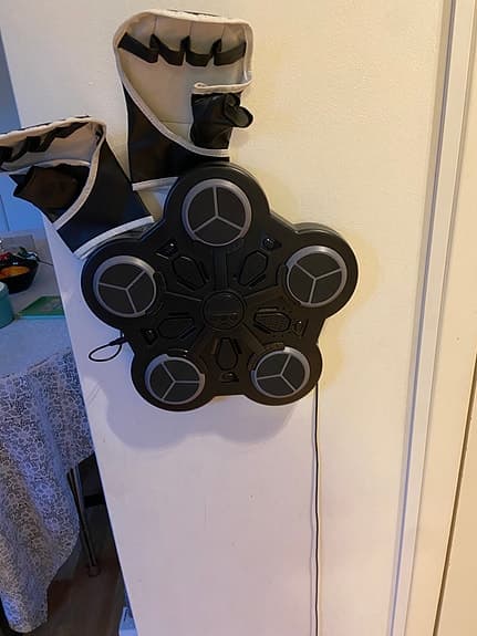 Boxning maskin - handskar ingår