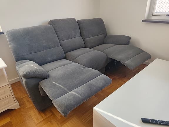Bekväm 3-sits soffa med reclinerfunktion
