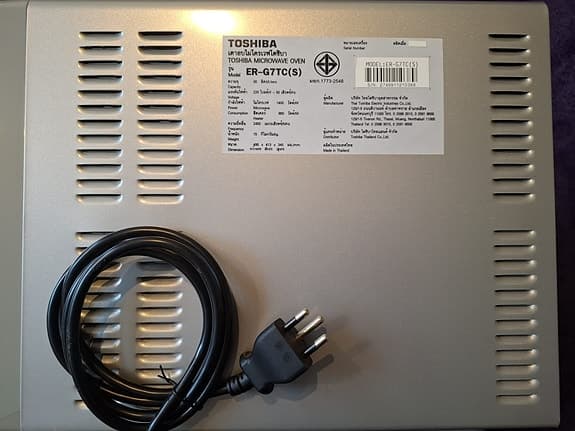 Toshiba Mikrovågsugn med Grill 30L – Aldrig använd | ER-G7TC(S)