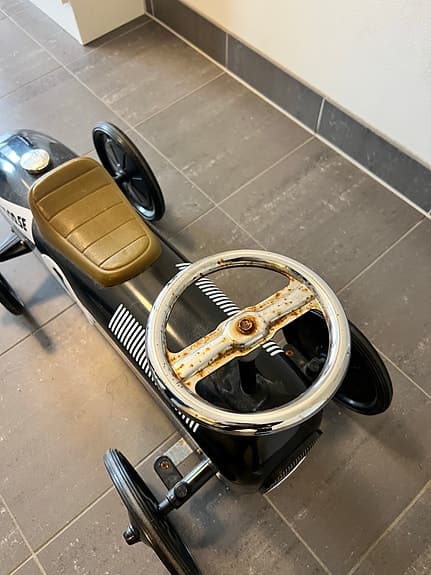Gåbil racerbil svart