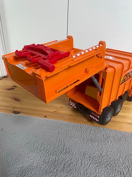 Bruder sopbil orange leksaksfordon