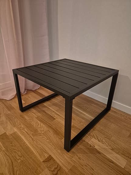 Verona loungeset bord från Rusta
