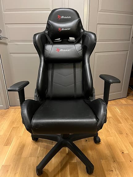 Arozzi gamingstol i mkt bra skick