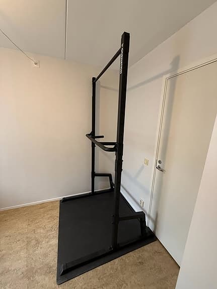 GORNATION Premium Pull-Up Station + Dip Extension + Gym Mats (Som Ny!)