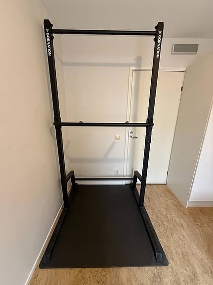 GORNATION Premium Pull-Up Station + Dip Extension + Gym Mats (Som Ny!)