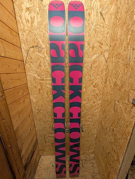 Black Crows Corvus 186.2 cm + Marker Jester Pro 18
