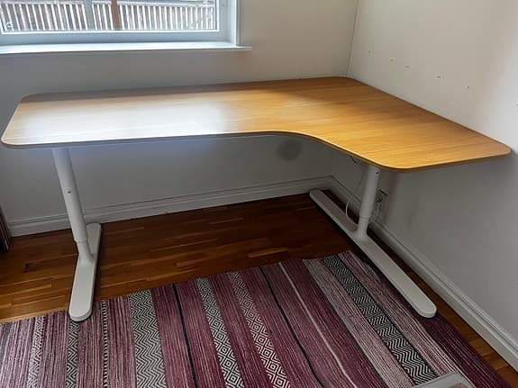 Skrivbord IKEA Bekant hörnmodell 160 cm