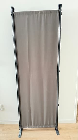 Rumsavdelare i bra skick – 3 paneler