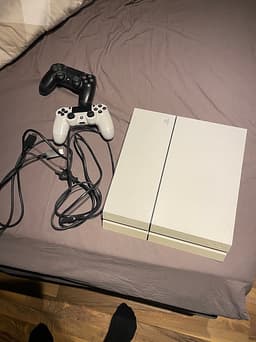 Sony Playstation 4 spelkonsol vit