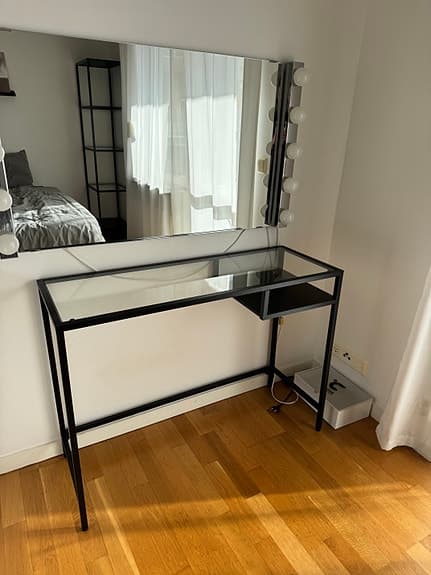 Vittsjö IKEA - avlastningsbord/skrivbord