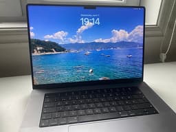 MacBook M1 Pro 2021 16'', 16Gb RAM,  512Gb HDD