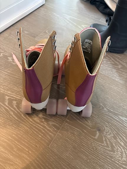 Story Soul rullskridskor storlek 41 beige rosa