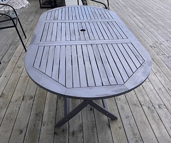 Trädgårdsbord