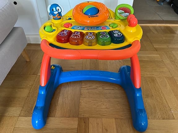 Play2Learn Walker