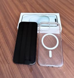 iPhone 15 - 128 GB