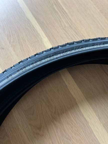 Schwalbe Marathon Winter Plus Tires (Pair) NEW