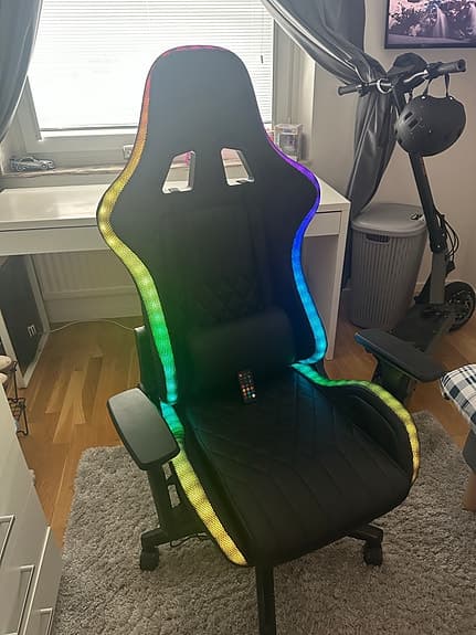 Legend Gamingstol svart med RGB-belysning