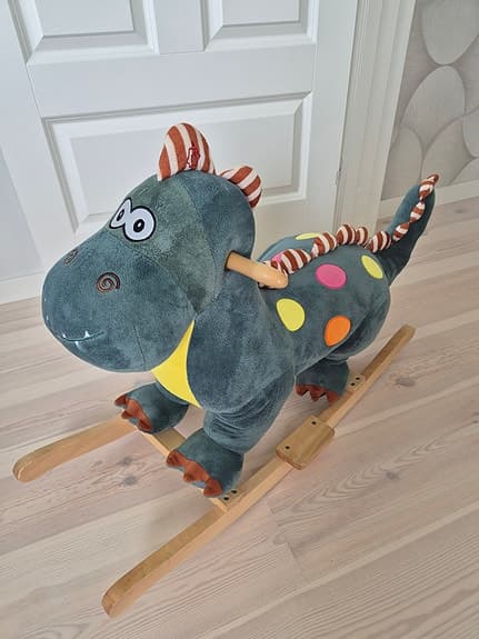 Milly Mally gungdjur dino med dinoljudeffekt. Gunghäst