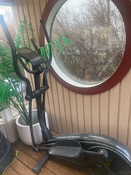 Crosstrainer svart casall