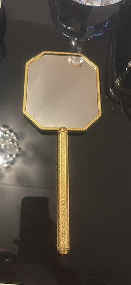handhållbar spegel guld färg 30/40-tal