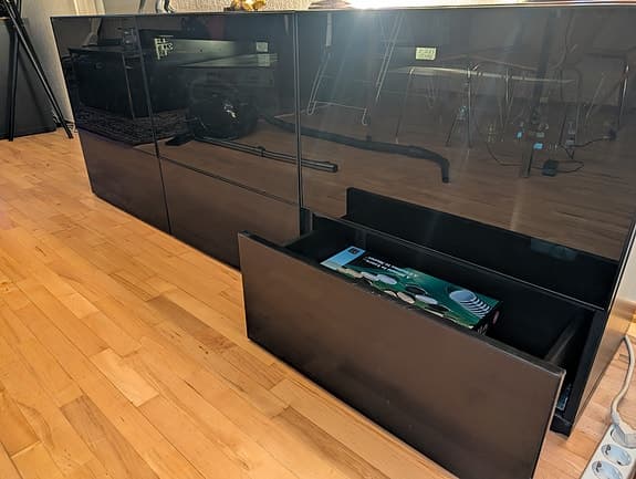 Bestå - byrå / sideboard / tv-bänk Ikea