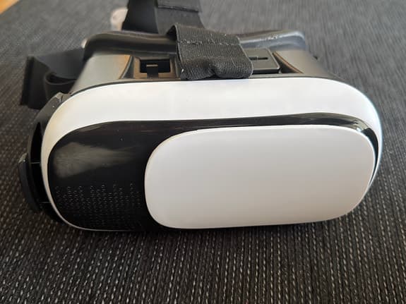 VR-headset svart/vit justerbara band