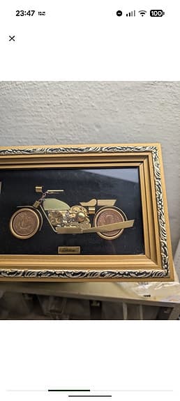 UNIK Väggklocka "Motorcykel" med Mynt & Urverk