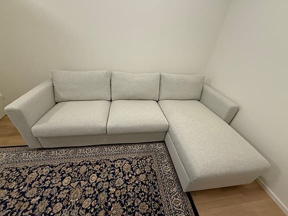 3-sits bäddsoffa med schäslong, Gunnared beige (Madrass ingår)