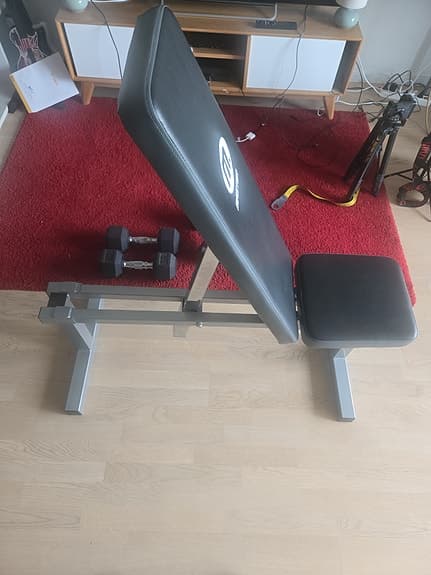 träningsbänk justerbar svart