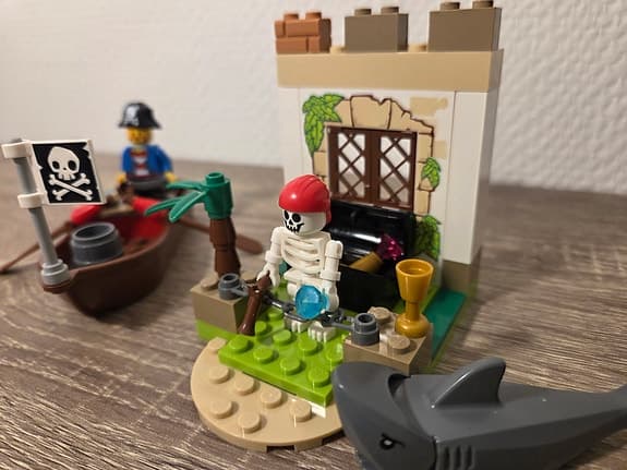 Lego - Piratskattjakt