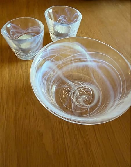 Kosta Boda - glas skål och ljuslyktor klarglas med vit dekor