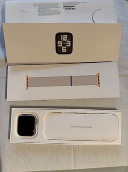 Apple Watch SE (2:a gen) smartklocka 44 mm starlight aluminium