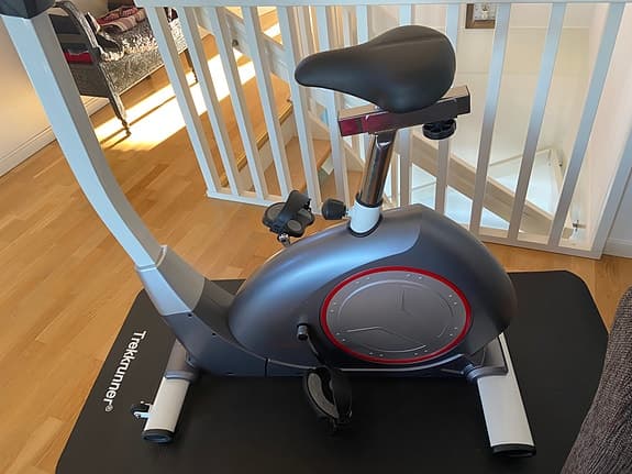 Trekkrunner motionscykel grå 8718i