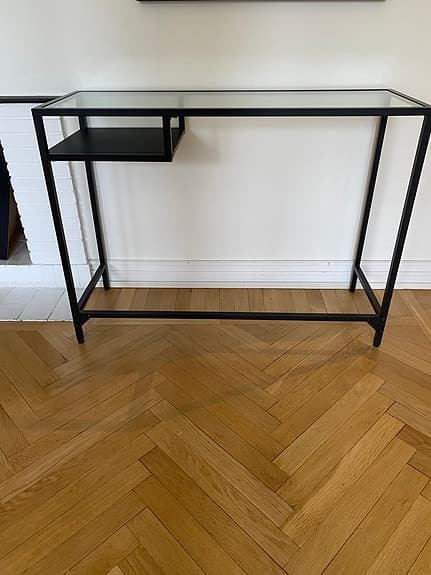 Sideboard/skrivbord i metall med glasskiva Ikea Vittsjö