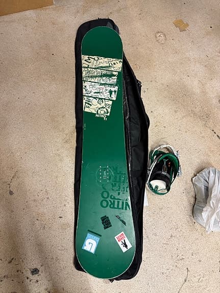 Nitro T1 Snowboard 156 cm + Bindningar & Bag