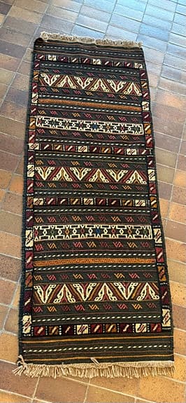 Handknuten gångmatta