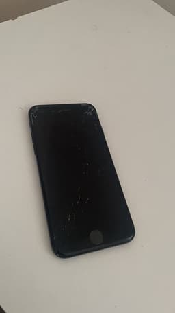 Apple iPhone 7 mobiltelefon 32 GB svart