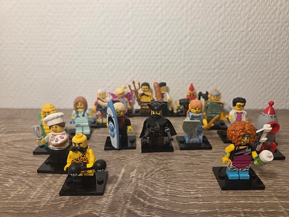 Lego - Minifigurer - Serie 17 (2 av 2)