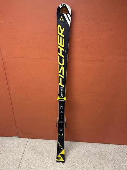 Fischer RC4 WC slalomskidor 170 med bindningar