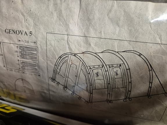 Tält Genova 5 – rymligt familjetält, knappt använt