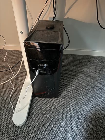 Gaming setup nvidia rtx 2070 super 8gb 144 hz skärm