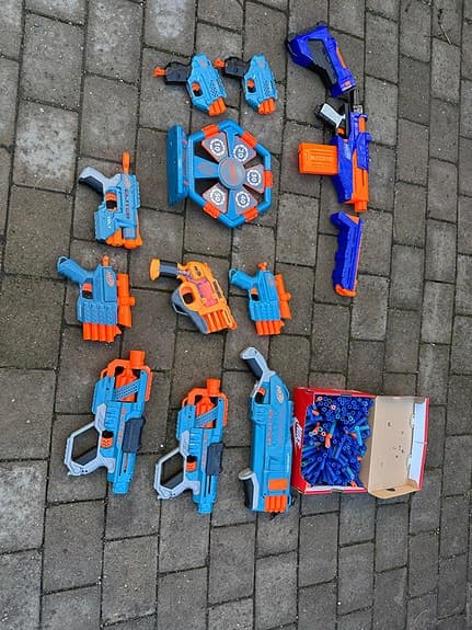 Jättestort Nerf paket Allt du behöver för Nerf-krig!