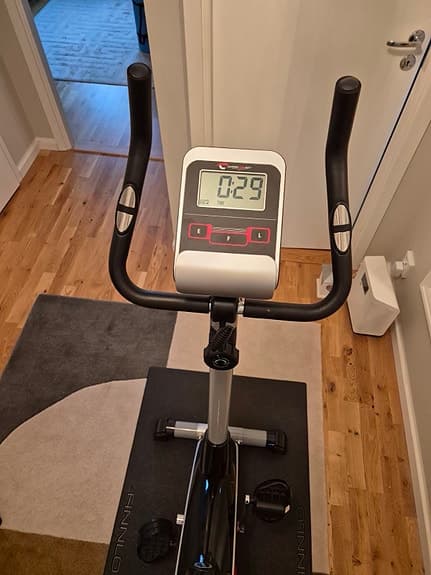 Motionscykel med display svart/grå