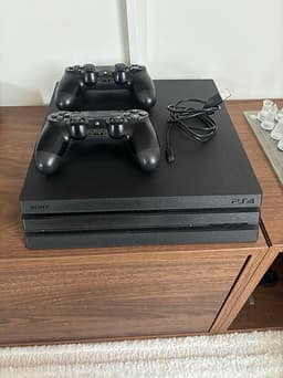 Playstation 4 Pro 1TB