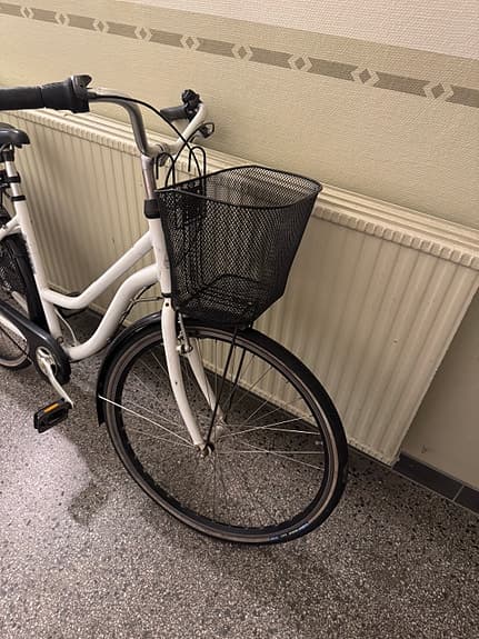 Monark stadscykel 51 cm 28" vit kvinna 3 växlar