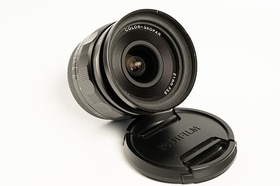 Voigtlander E 21mm f/3.5 Color-Skopar Aspherical