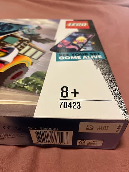 Oöppnat Lego Hidden Side 70423 byggset