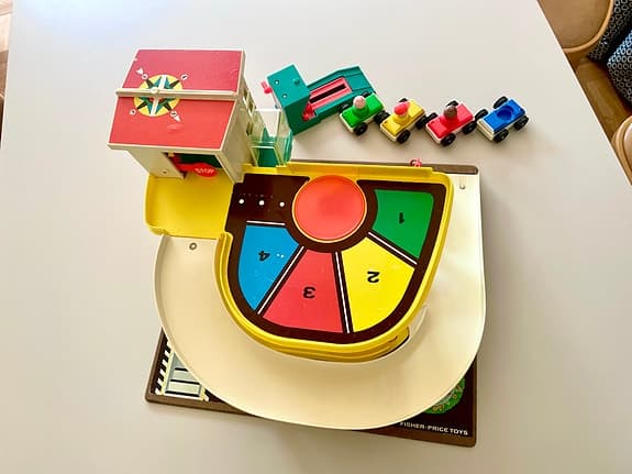 Retro Fisher-Price garage  parkeringshus vintage i toppskick!